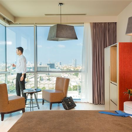 Prima Link Hotel Petach Tikva Екстериор снимка