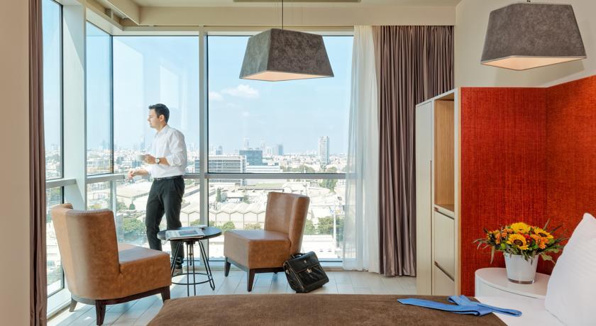 Prima Link Hotel Petach Tikva Екстериор снимка