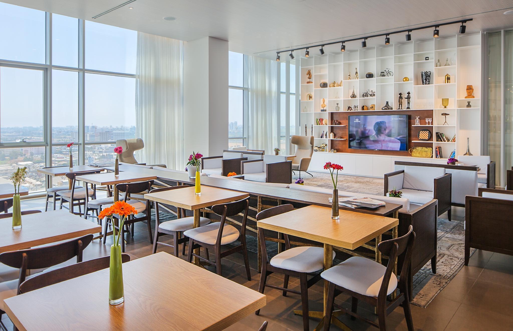 Prima Link Hotel Petach Tikva Екстериор снимка